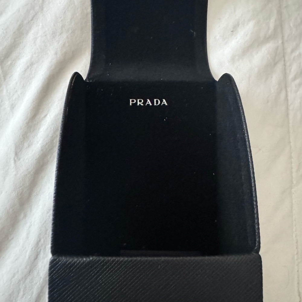 Prada 55 mm Butterfly Sunglasses AUTHENTIC - Picture 4 of 8